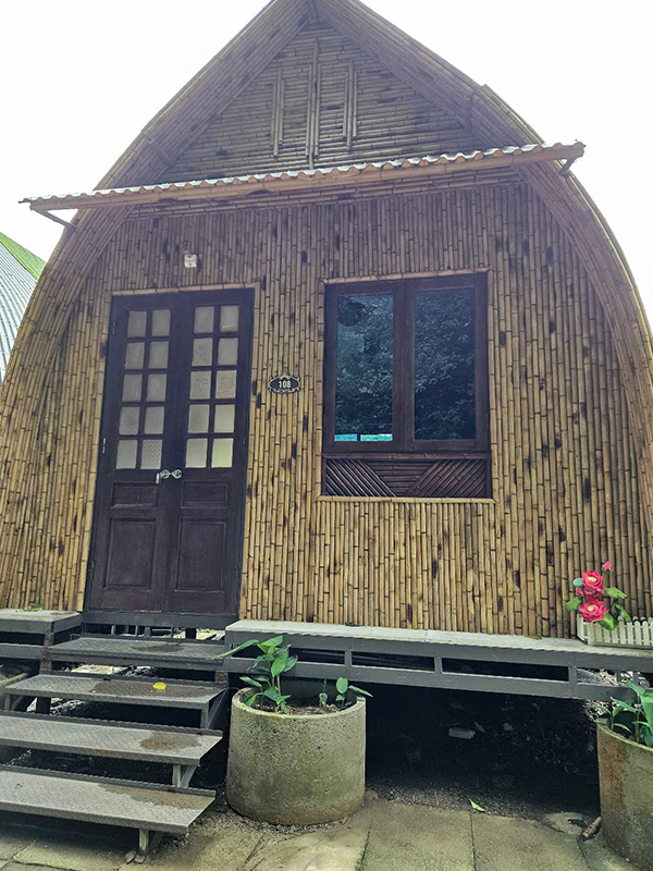Bungalow trúc 108 (2 giường 1.6m x 2.2m)